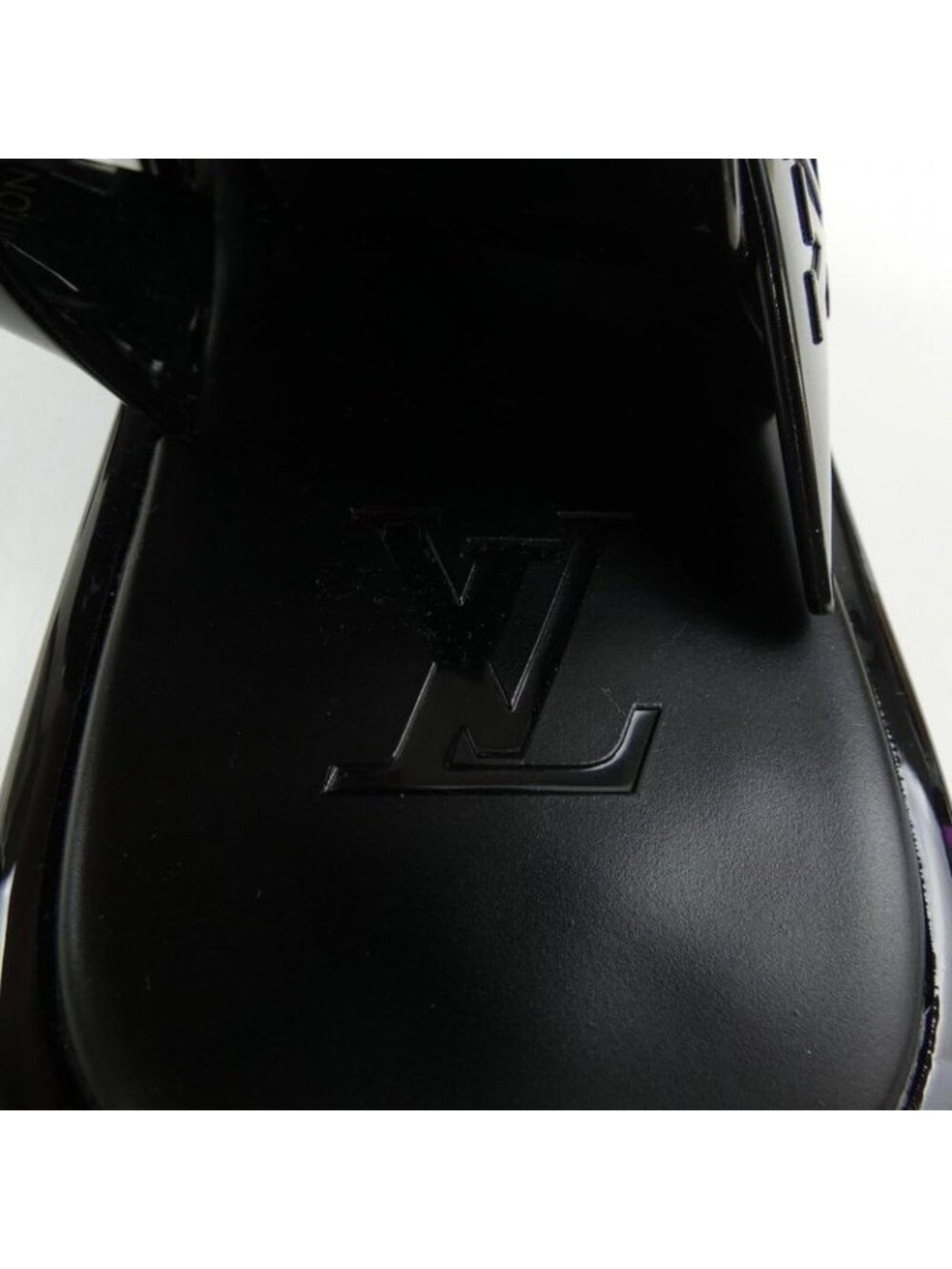 Louis Vuitton Venice Line Sandals - Picture 6 of 6